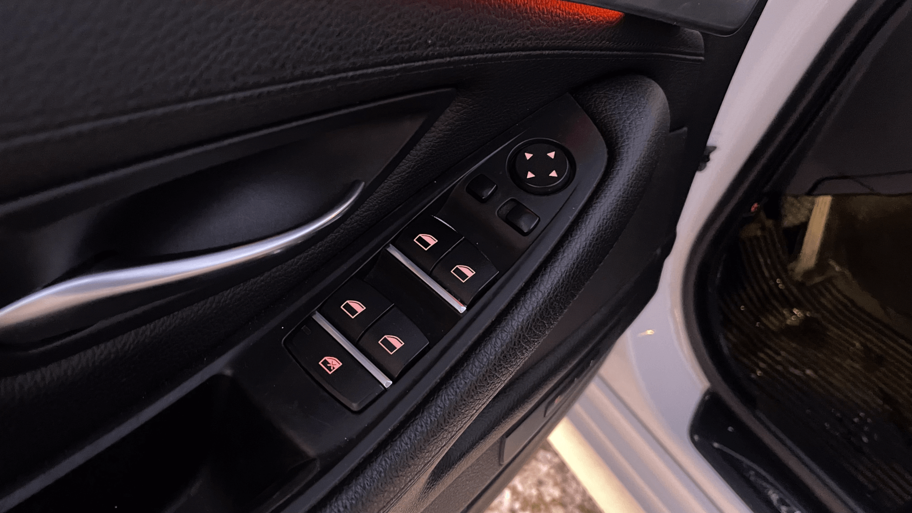BMW 5 XDrive 2016 (фото 6)