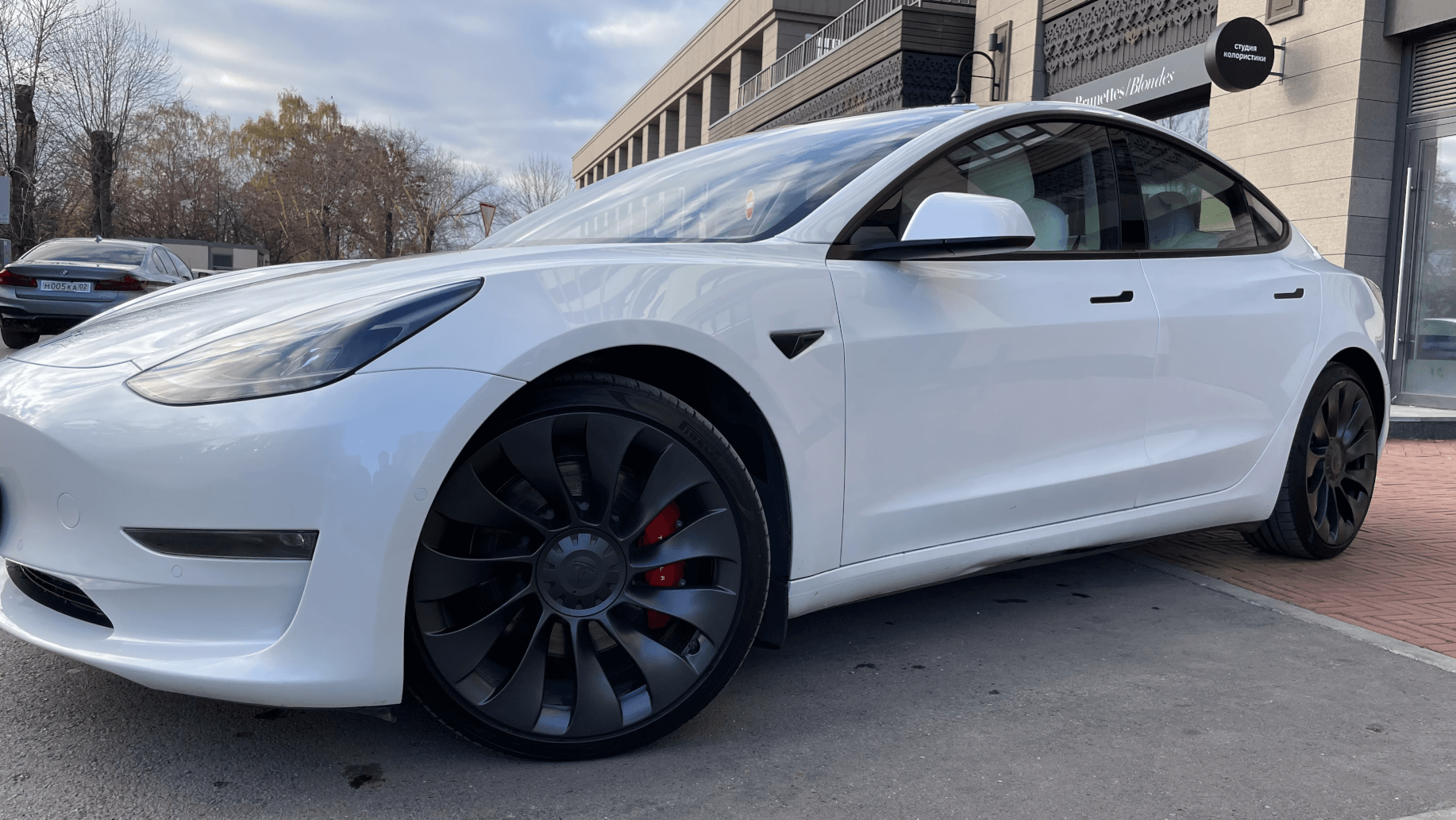 Tesla Model 3  Performance 2021 (фото 2)